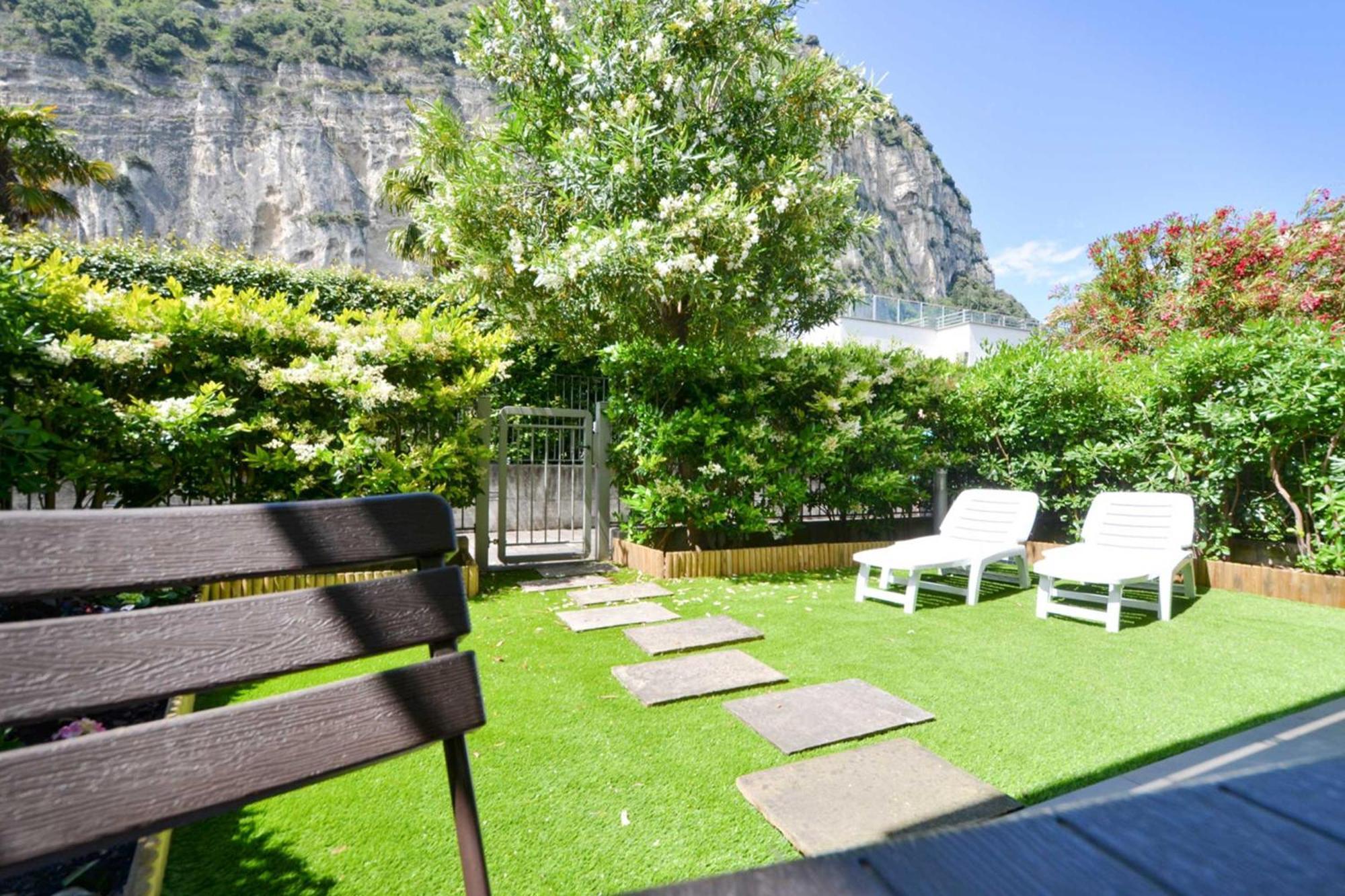 Sun And Wind - Holiday Apartment - Happy Rentals Arco Exterior foto